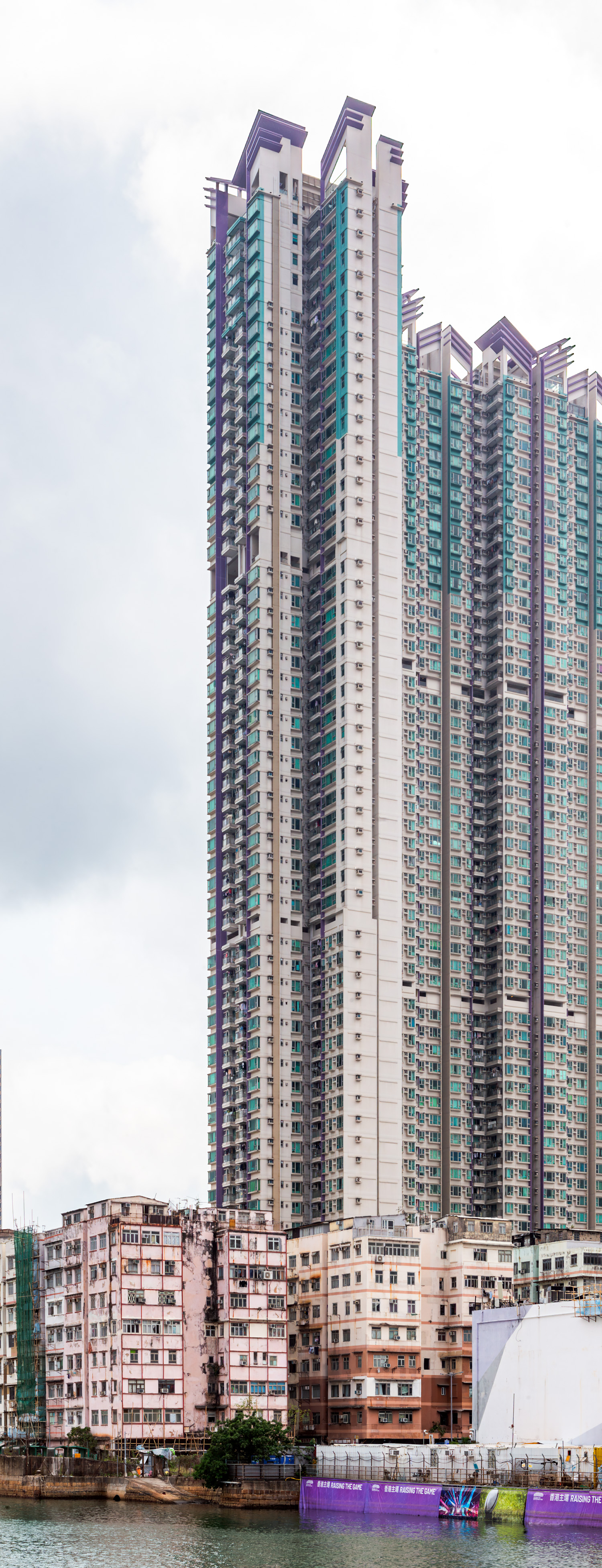 Grand Waterfront 6, Hong Kong - View from the northeast. © Mathias Beinling